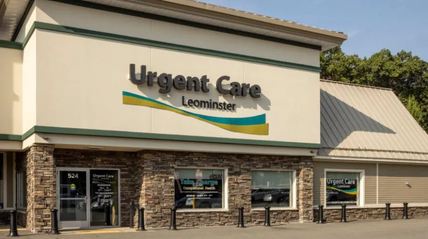HealthAlliance-Clinton - Urgent Care Leominster entrance.